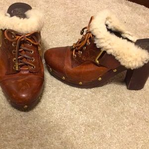 Vince Camuto Brown Leather Clogs with fur 8.5